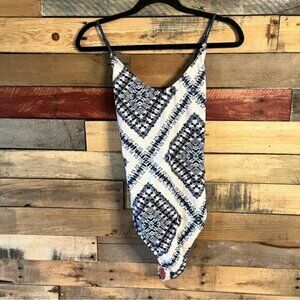 Arizona Blue And White One‎ Piece Swimsuit Size Large